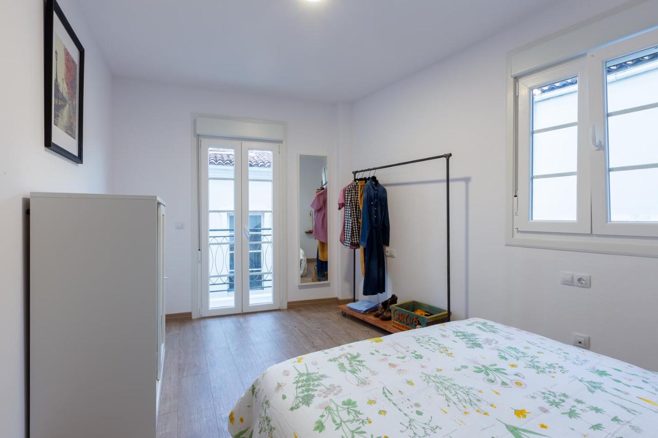 Moreira & Apartment *